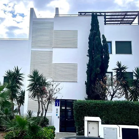 Atico Maravilloso En * Nerja